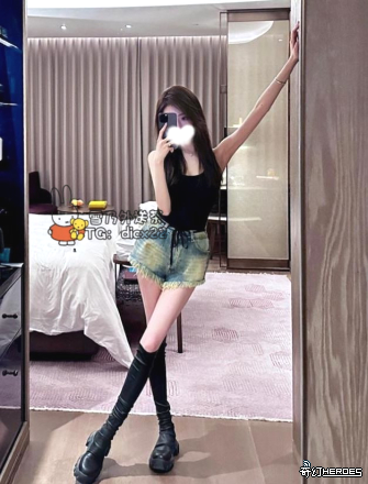 線 下 單 純 交 友(才怪)  g l e e z y：d i c 2   T G: d i c x  2 2